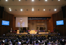 학위수여식...축사자 정태영 부회장 ‘경영학으로 경영을 이해하려 하지 말아야’